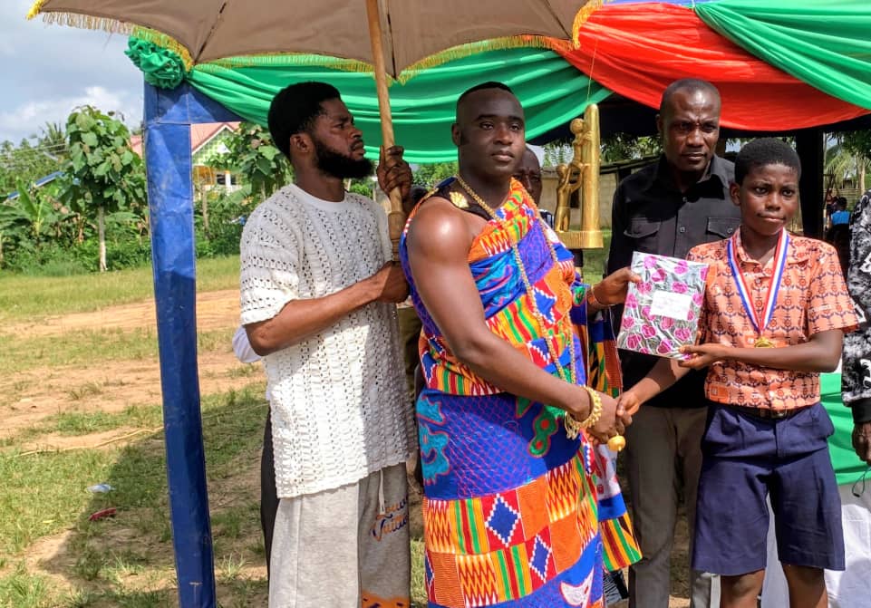 Captain Schools - Students Learning